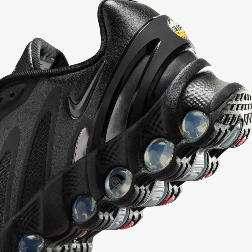Nike Air Max 💅 Dn8 Sneakers Black Metallic Athletic Shoes HF5509-002 NEW - Picture 5 of 11